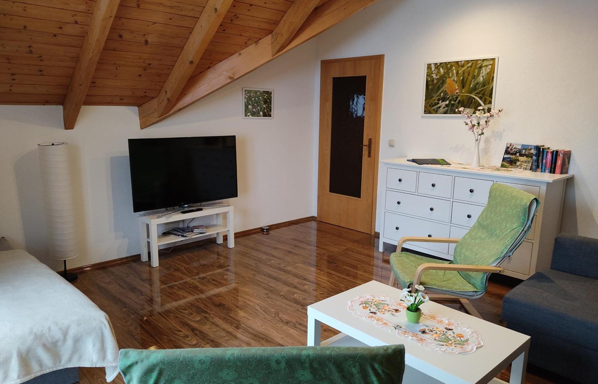 Gemuetliche Ferienwohnung Im Schoenen Erzgebirge - Wohnung Fruehling Eibenstock Esterno foto