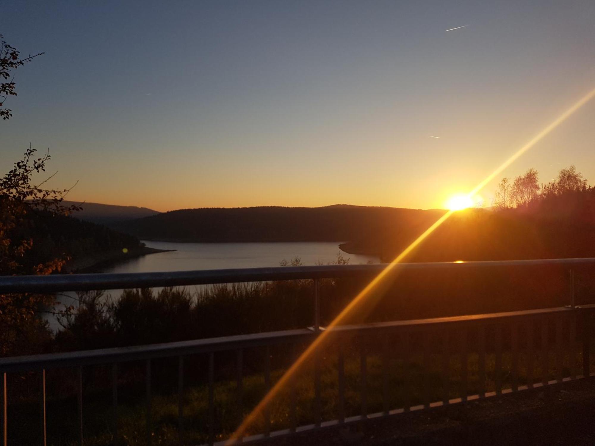 Gemuetliche Ferienwohnung Im Schoenen Erzgebirge - Wohnung Fruehling Eibenstock Esterno foto